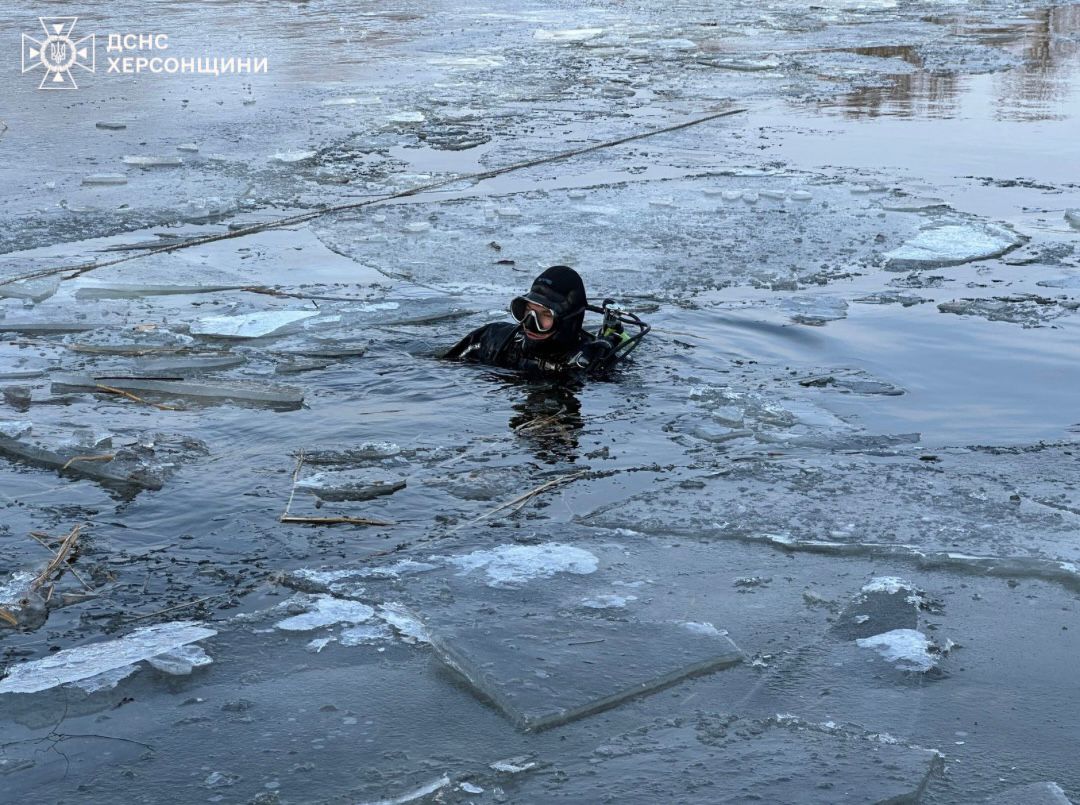 Водолазы нашли тело третьего утонувшего ребенка на реке Ингулец — фото 7