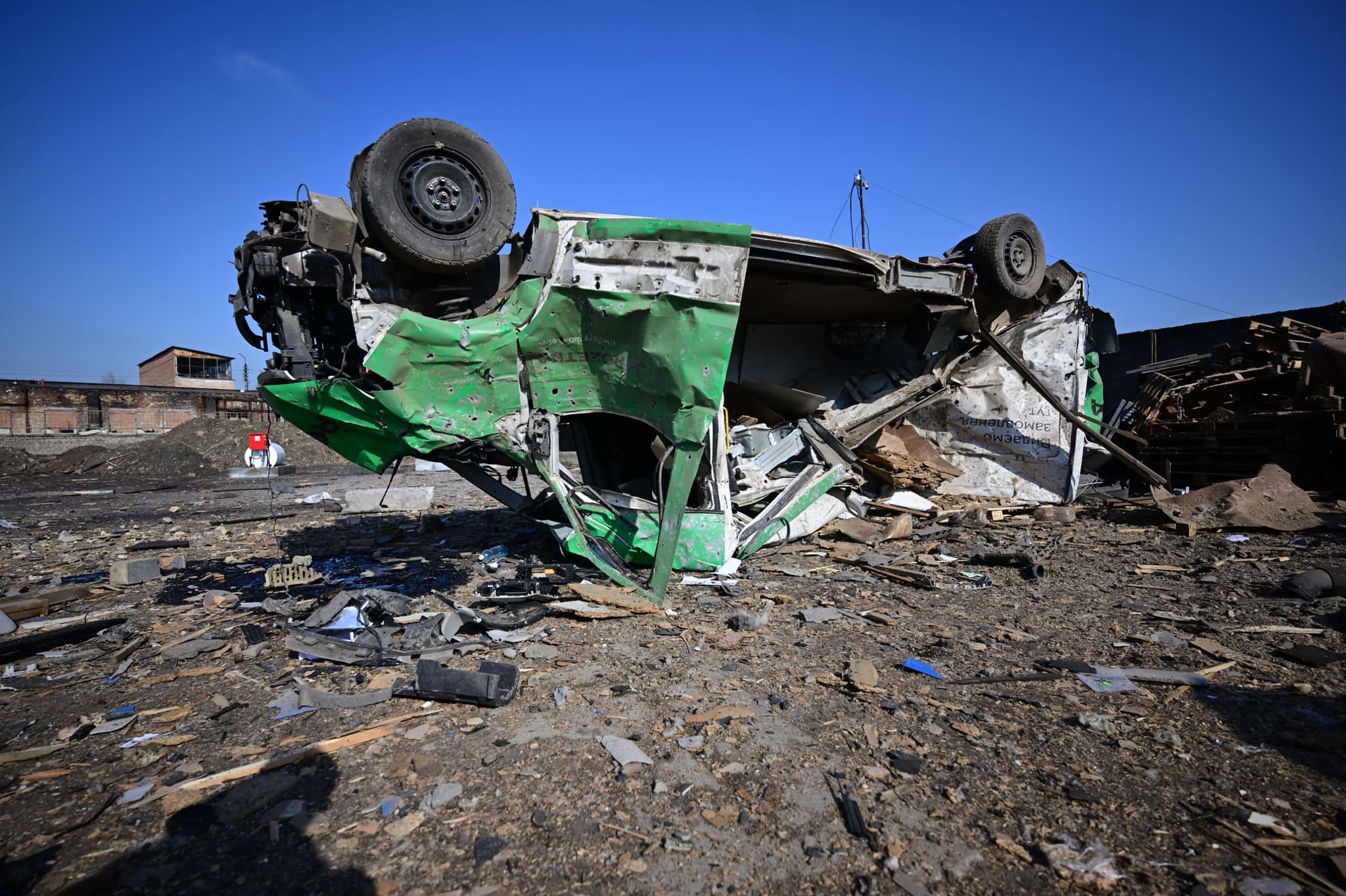 Склад Rozetka был уничтожен во время ракетного удара по Киеву: фото — фото