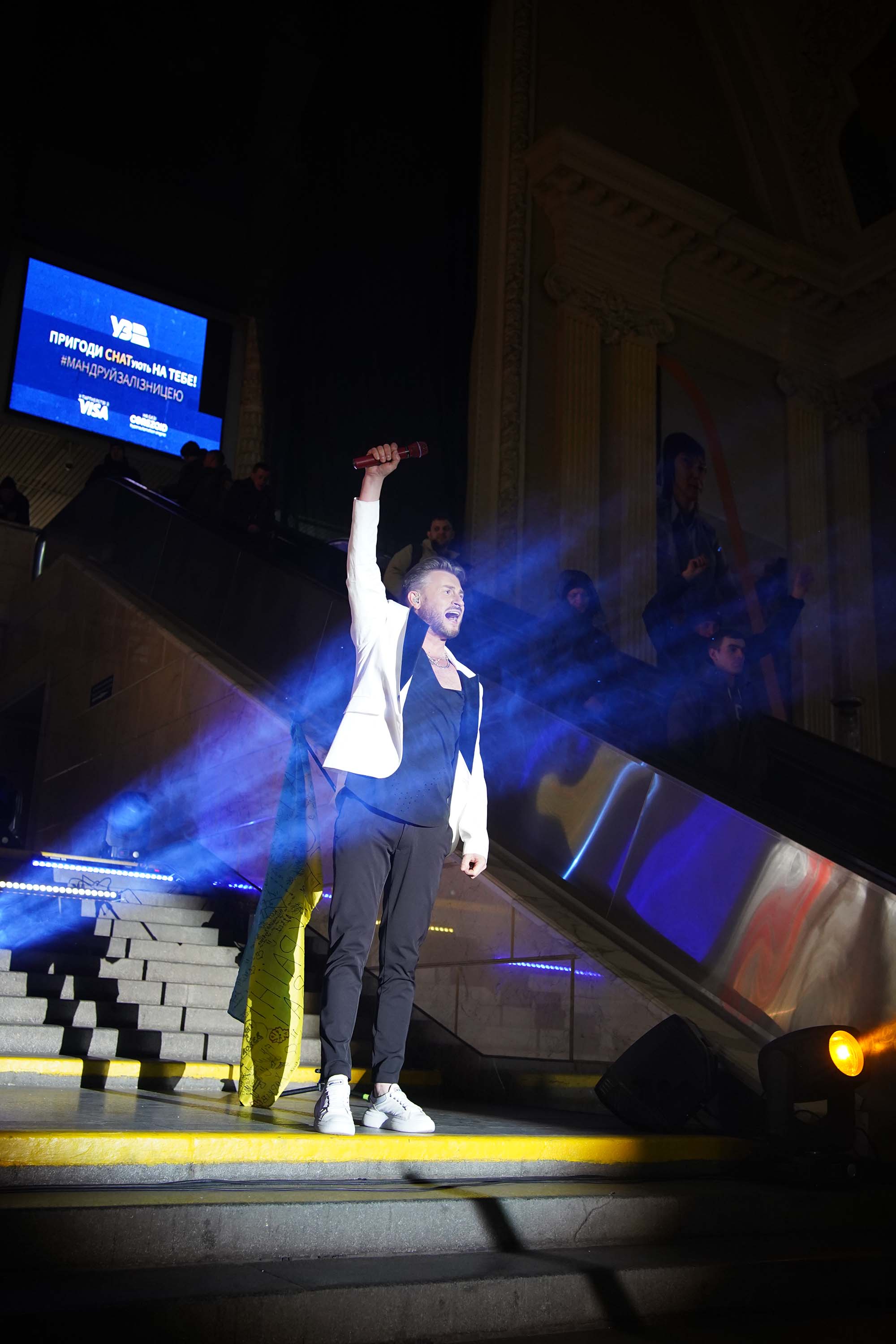 На столичном железнодорожном вокзале состоялся благотворительный концерт ”ДОРОГА К ПОБЕДЕ” — фото