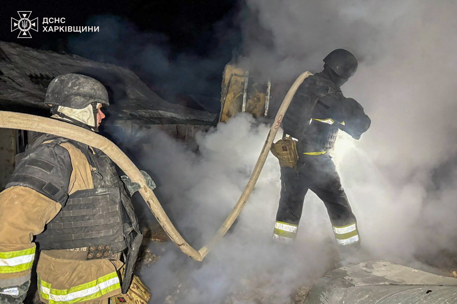 У новорічну ніч окупанти завдавали ударів по житлових будинках у Харківській області — фото 6