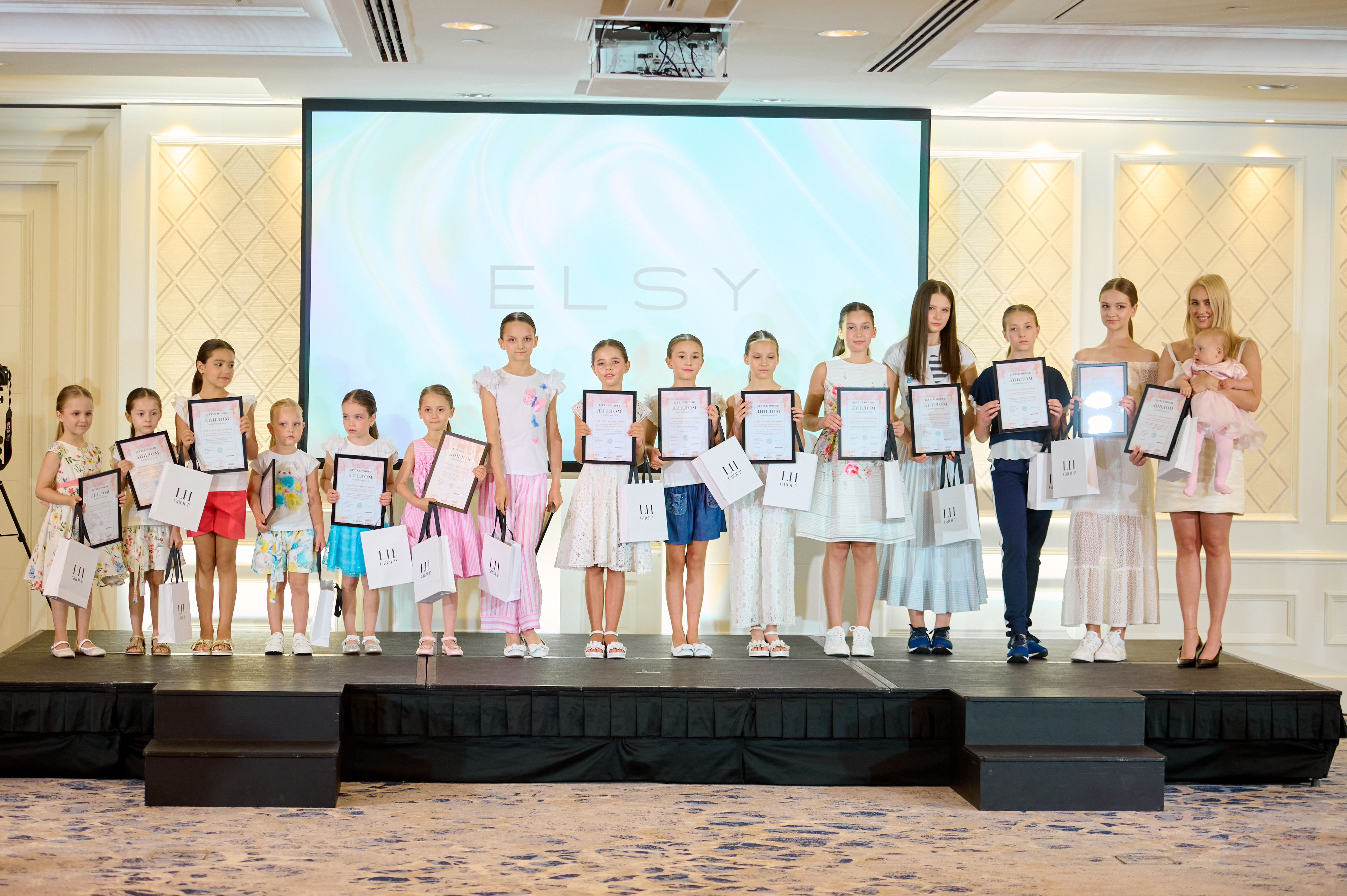 Fashion Show от Little House: эстетика, ценности и благотворительность от LH Group — фото