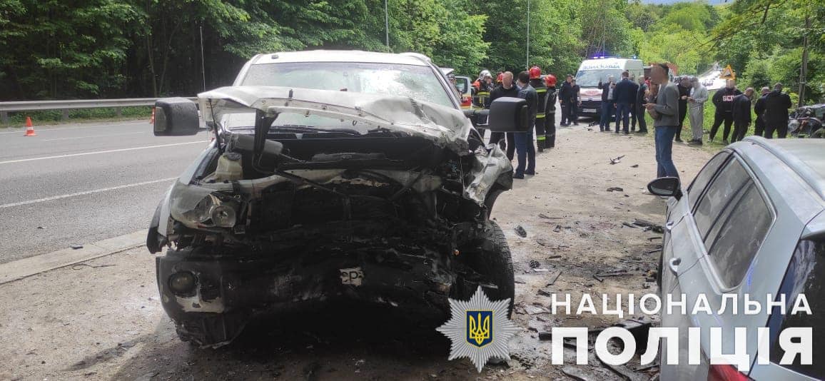 Трое полицейских погибли в ДТП в Винницкой области: фото — фото