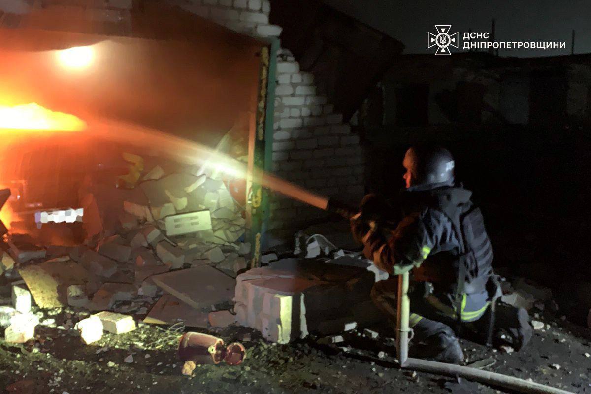 Двоє людей загинули, троє отримали поранення внаслідок обстрілу Дніпропетровської області — фото 3