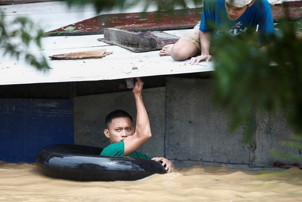 На Филиппины обрушился мощный тайфун - ФОТО — фото