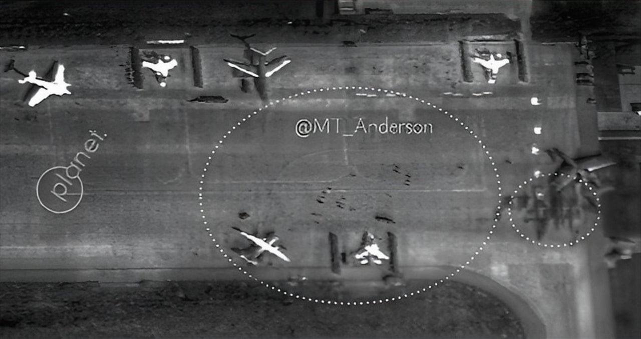 Атака украинских дронов на аэродром Ейск повредила российский самолет-амфибию — фото