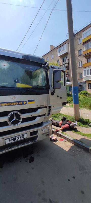 Россияне расстреляли эвакуационное авто, убит французский журналист: фото — фото 6