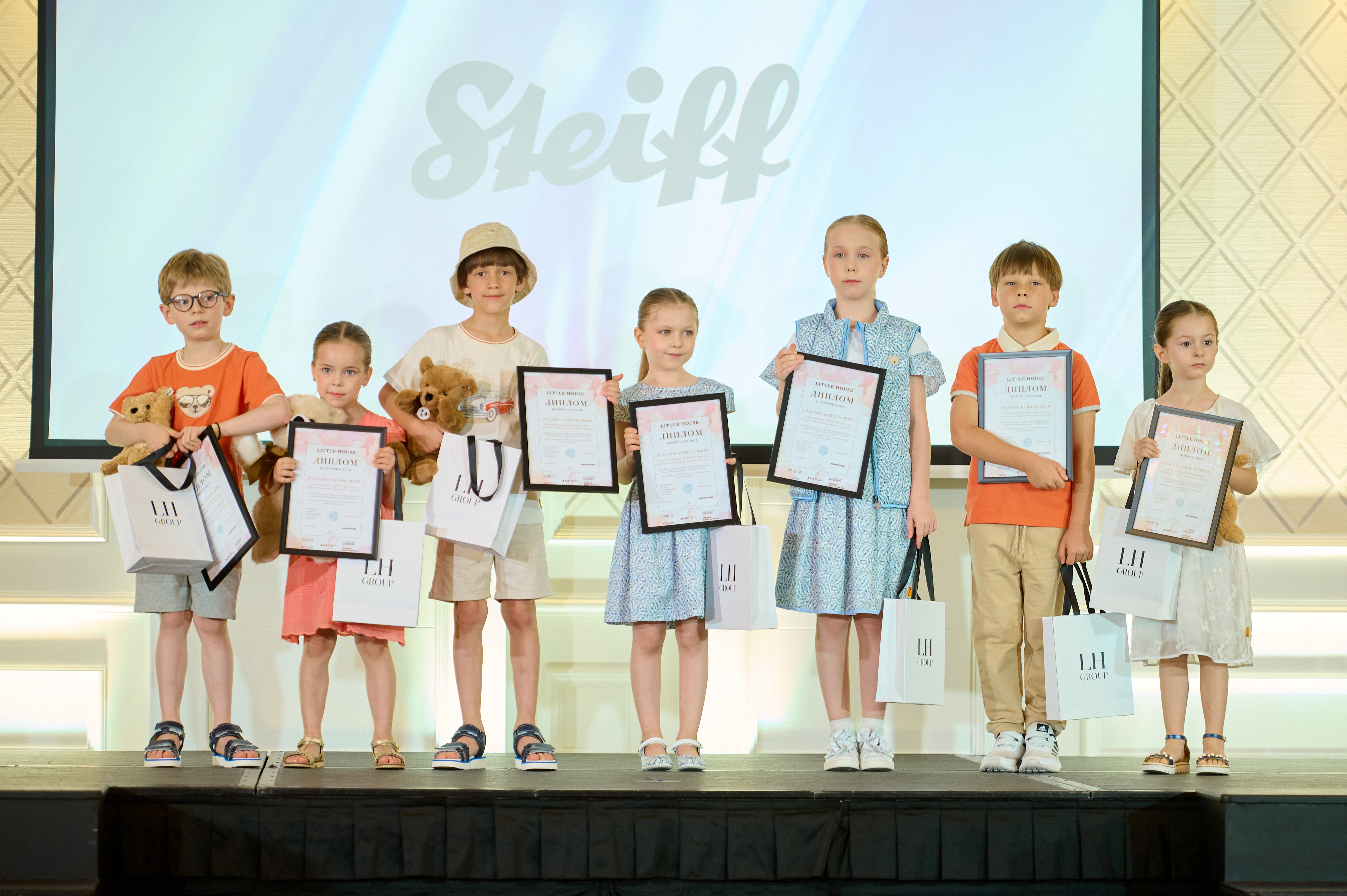 Fashion Show от Little House: эстетика, ценности и благотворительность от LH Group — фото