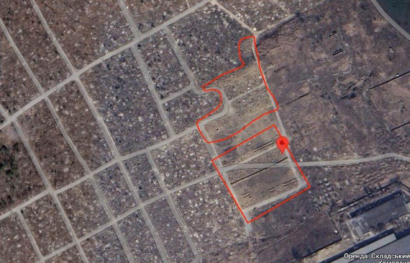 Google Maps показал новые снимки Мариуполя: видны новые массовые захоронения — фото