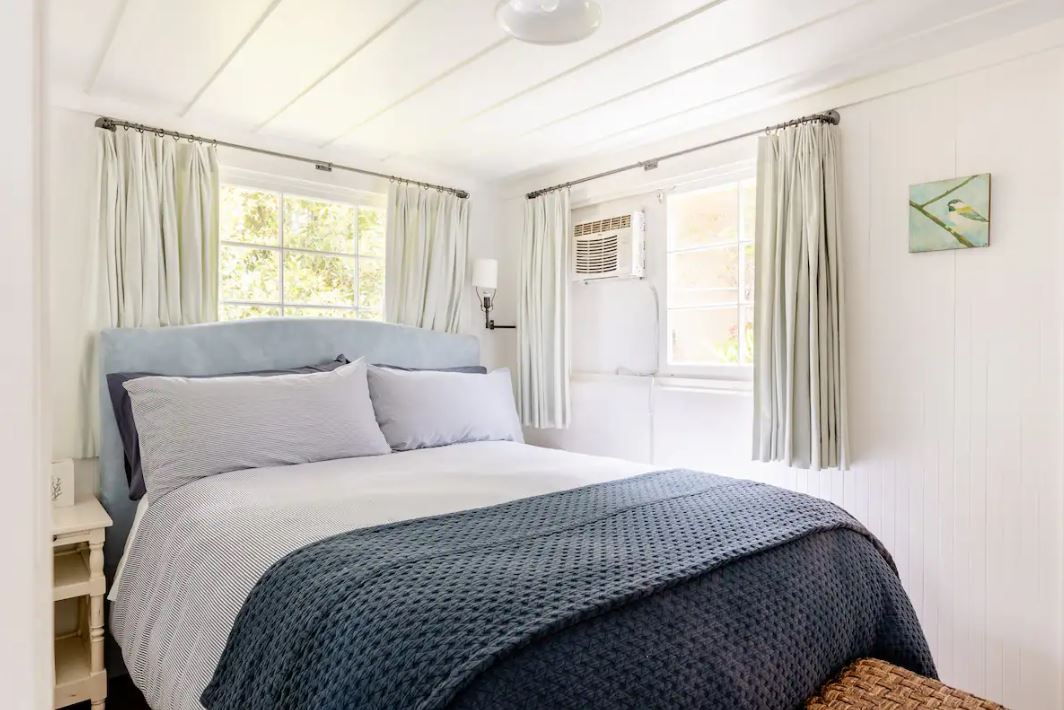 Эштон Кутчер и Мила Кунис выставили свой дом на Airbnb: фото — фото