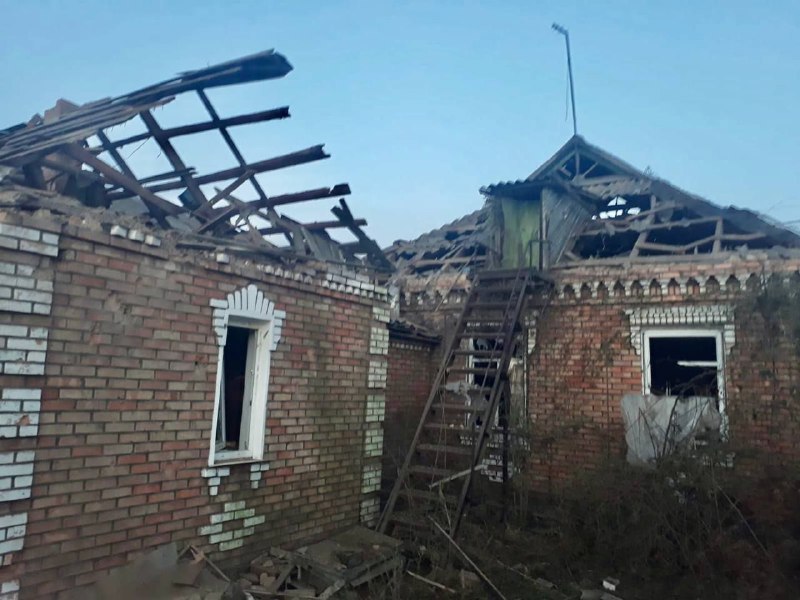 Россияне обстреляли Никополь из ”Градов”: повреждены десятки домов — фото 1