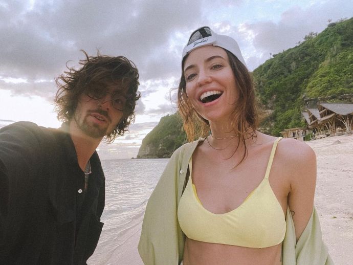 Надя Дорофєєва на Балі похвалилася бікіні в Instagram — фото