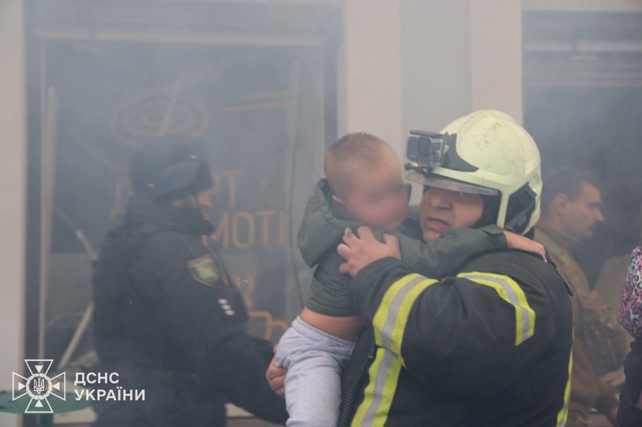 У харківському садочку на момент обстрілу було близько півсотні дітей: фото — фото 2