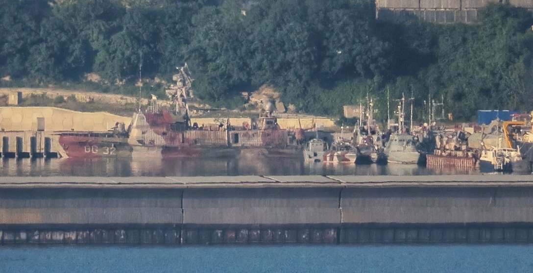 У Новоросійську помітили український корабель морської охорони ”Донбас” — фото
