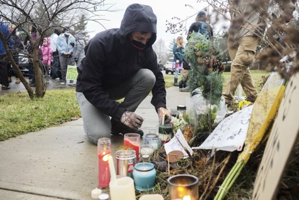 В США разгорается новый протест из-за убийства темнокожего — фото