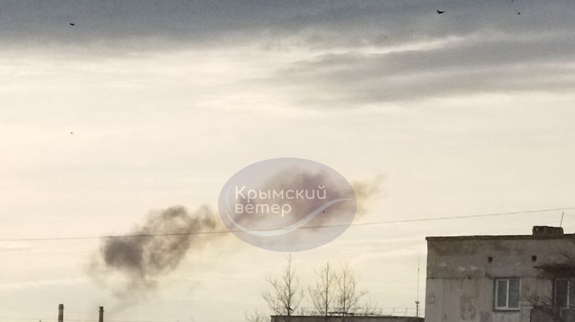 В окупованій Керчі пролунали 4 потужні вибухи: фото — фото