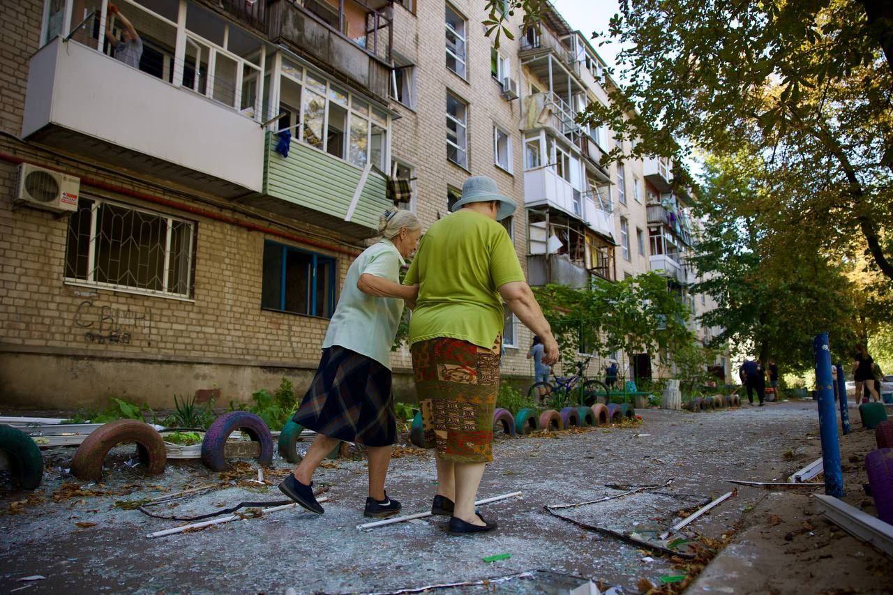 В Павлограде число пострадавших выросло до 61, три человека в тяжелом состоянии: фото — фото 6