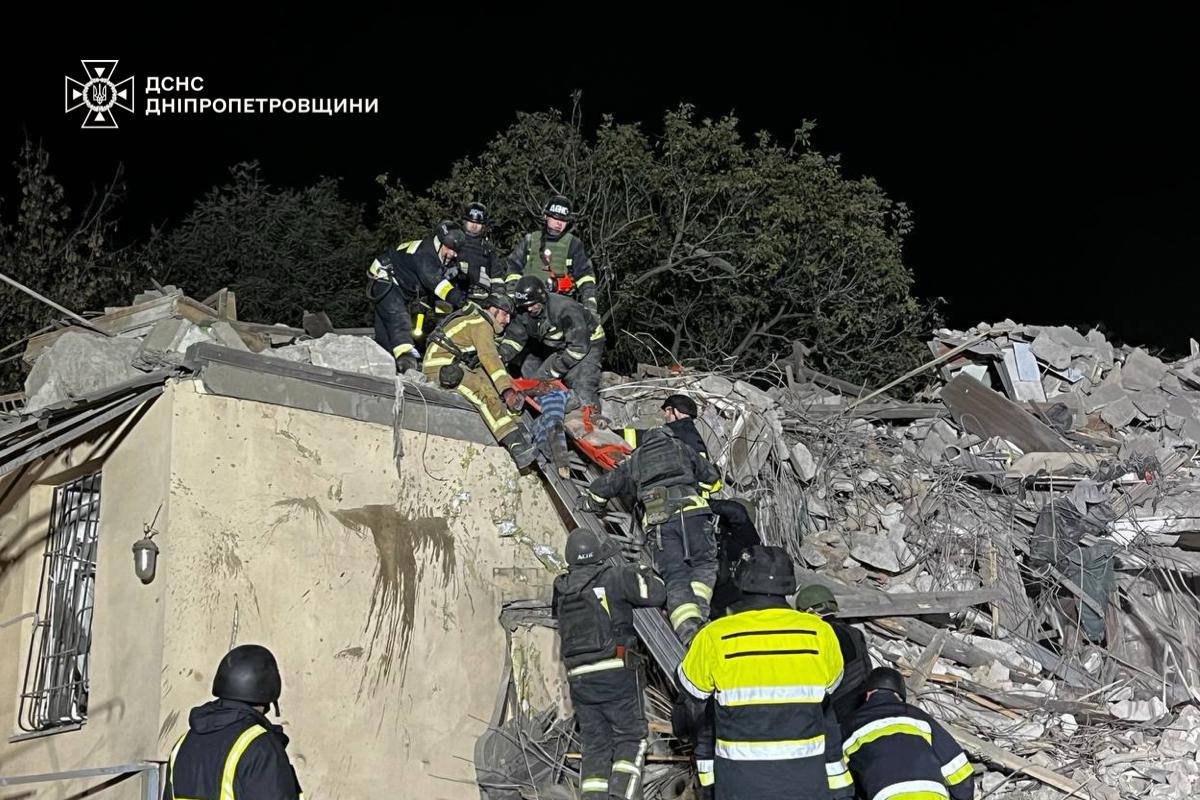 Внаслідок обстрілу Дніпра загинула дружина та дочка поліцейського: фото — фото 3