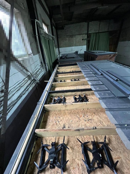 ”Паутина”: операцию в ходе которой атаковали 4 военных аэродрома России, контролировал лично Зеленский — фото 3