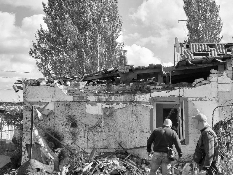 Оккупанты обстреляли Запорожье, есть пострадавшие. Также разрушили шлюз дамбы в Харьковской области — фото