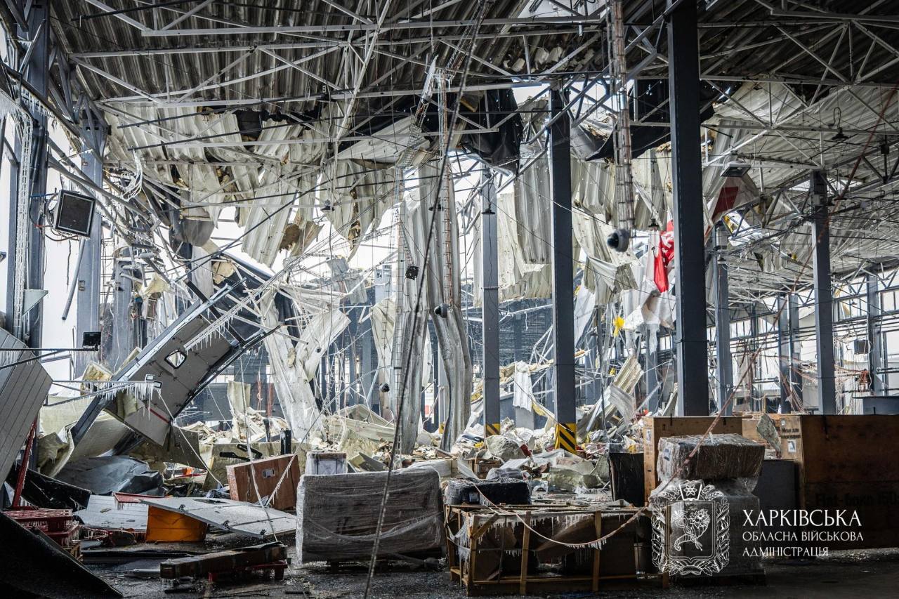 Обстріл ”Нової пошти” під Харковом: ракета влучила в укриття, загинули 2 людини — фото 5