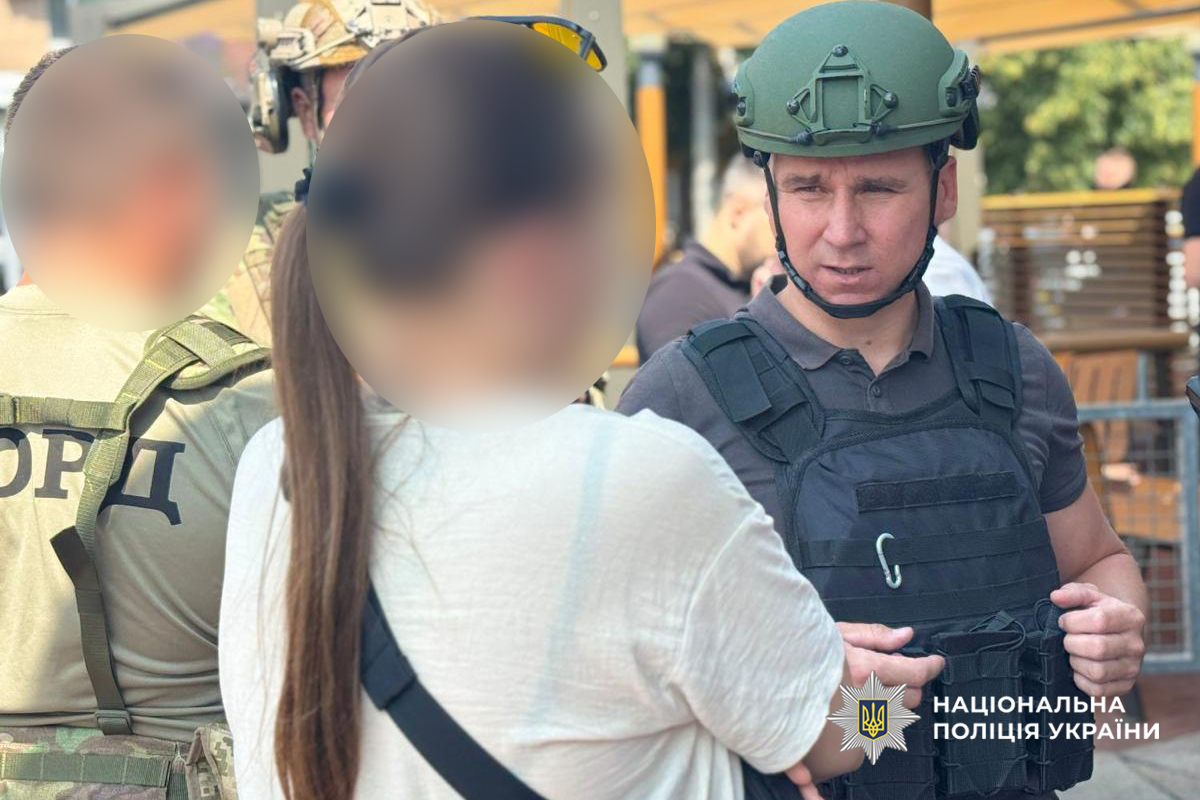Полиция задержала мужчину, который устроил стрельбу в McDonald's: он ранил сам себя — фото 4