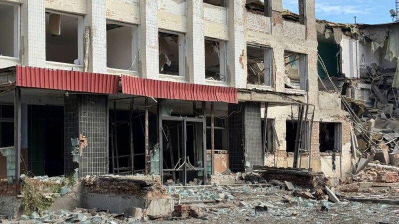 Російська атака зруйнувала швейну фабрику Goldi у Хмельницькій області — фото 1