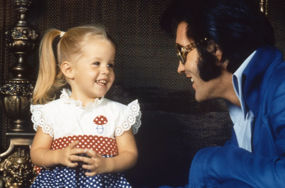 Единственная дочь Элвиса Пресли умерла в возрасте 54 лет — фото