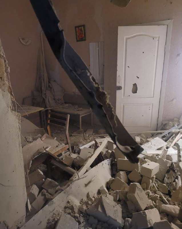 Оккупанты обстреляли родильное отделение больницы в Херсоне: фото — фото