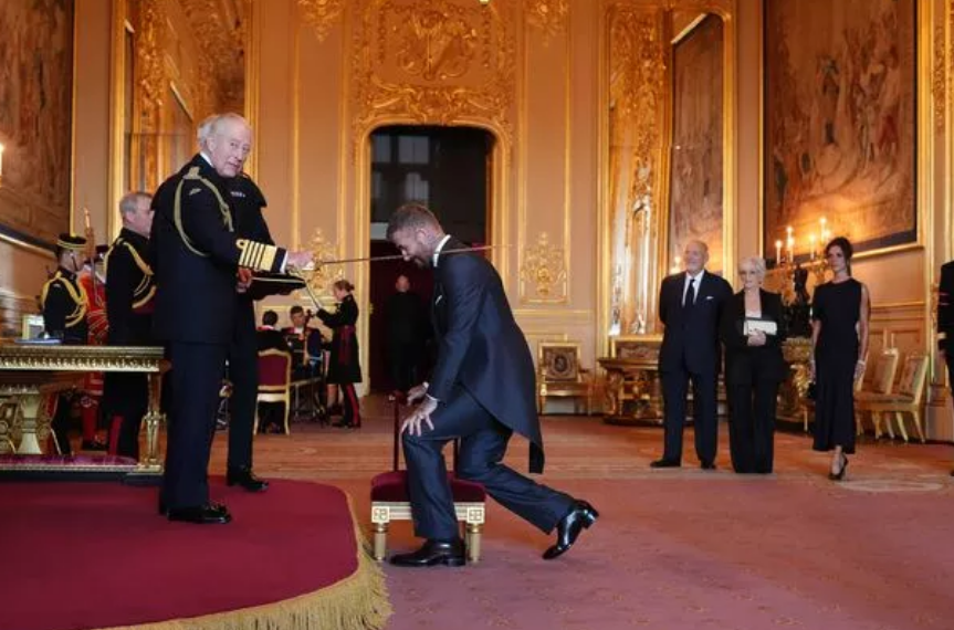 Дэвида Бекхэма посвятили в рыцари — фото 1