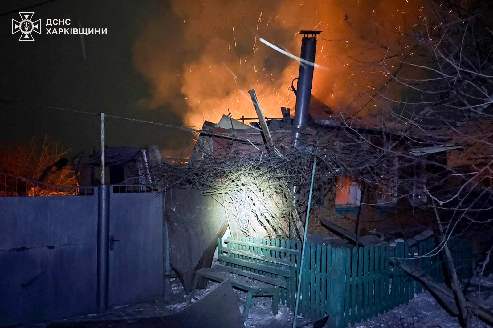 У новорічну ніч окупанти завдавали ударів по житлових будинках у Харківській області — фото 7