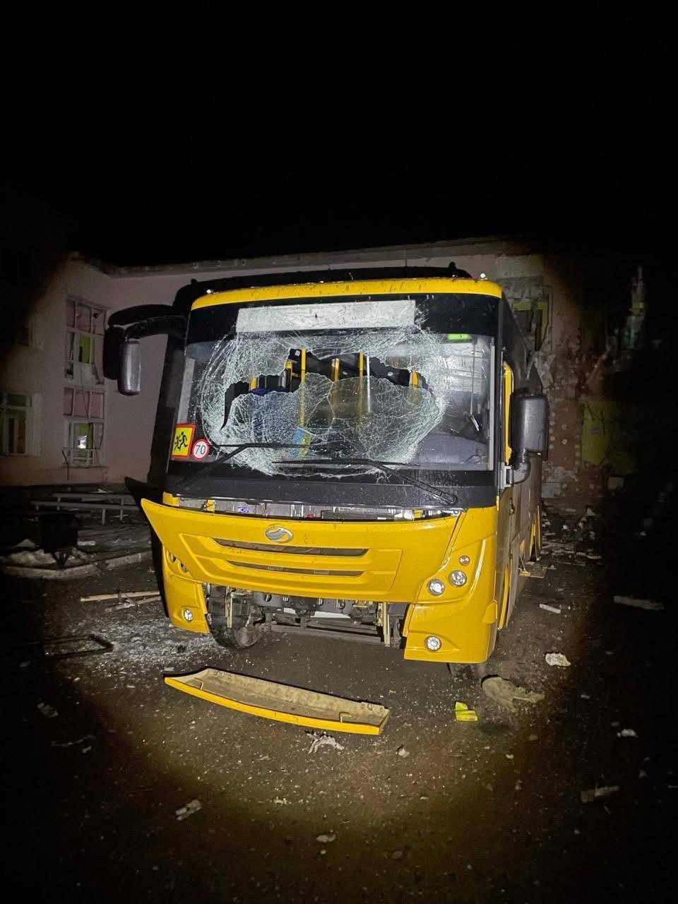 Російська армія трьома БПЛА ”Герань” знищила Авдіївський ліцей у Чернігівській області — фото 4