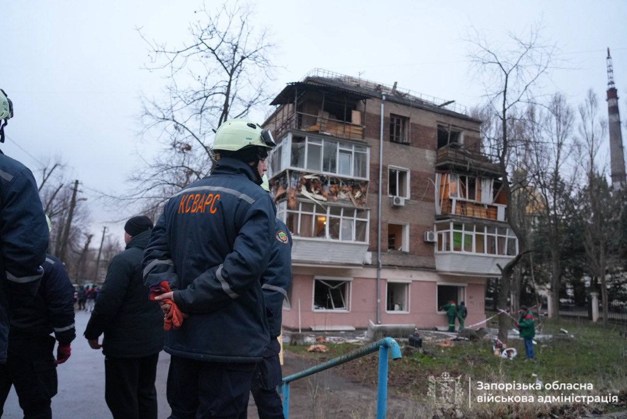 В Запорожье растет число пострадавших в результате утреннего ракетного удара: фото — фото 11