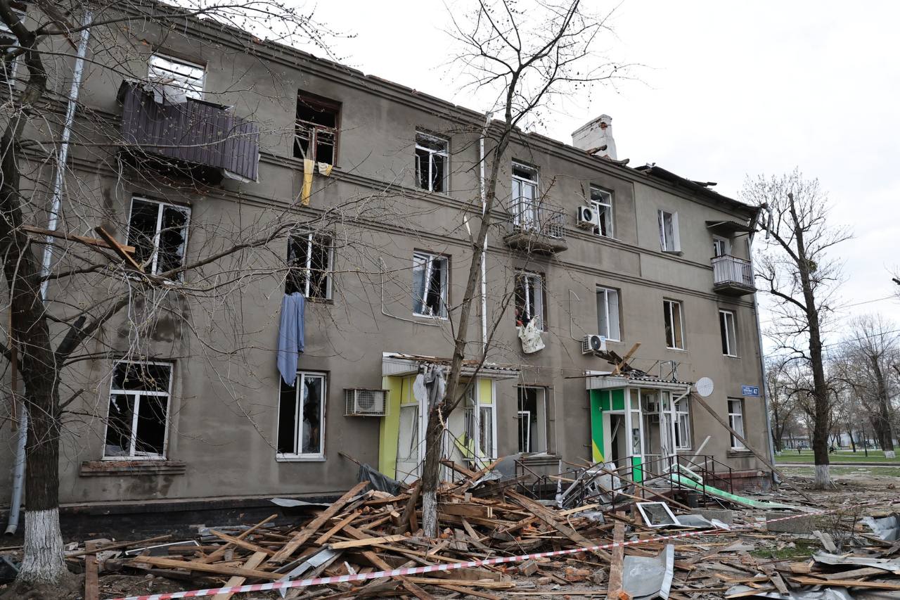 Росія завдала удару по Харківському району, вбивши тракториста — фото 6