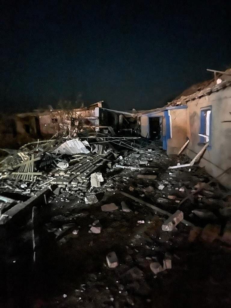 З'явилися перші кадри з місця ракетного удару по Одеській області — фото